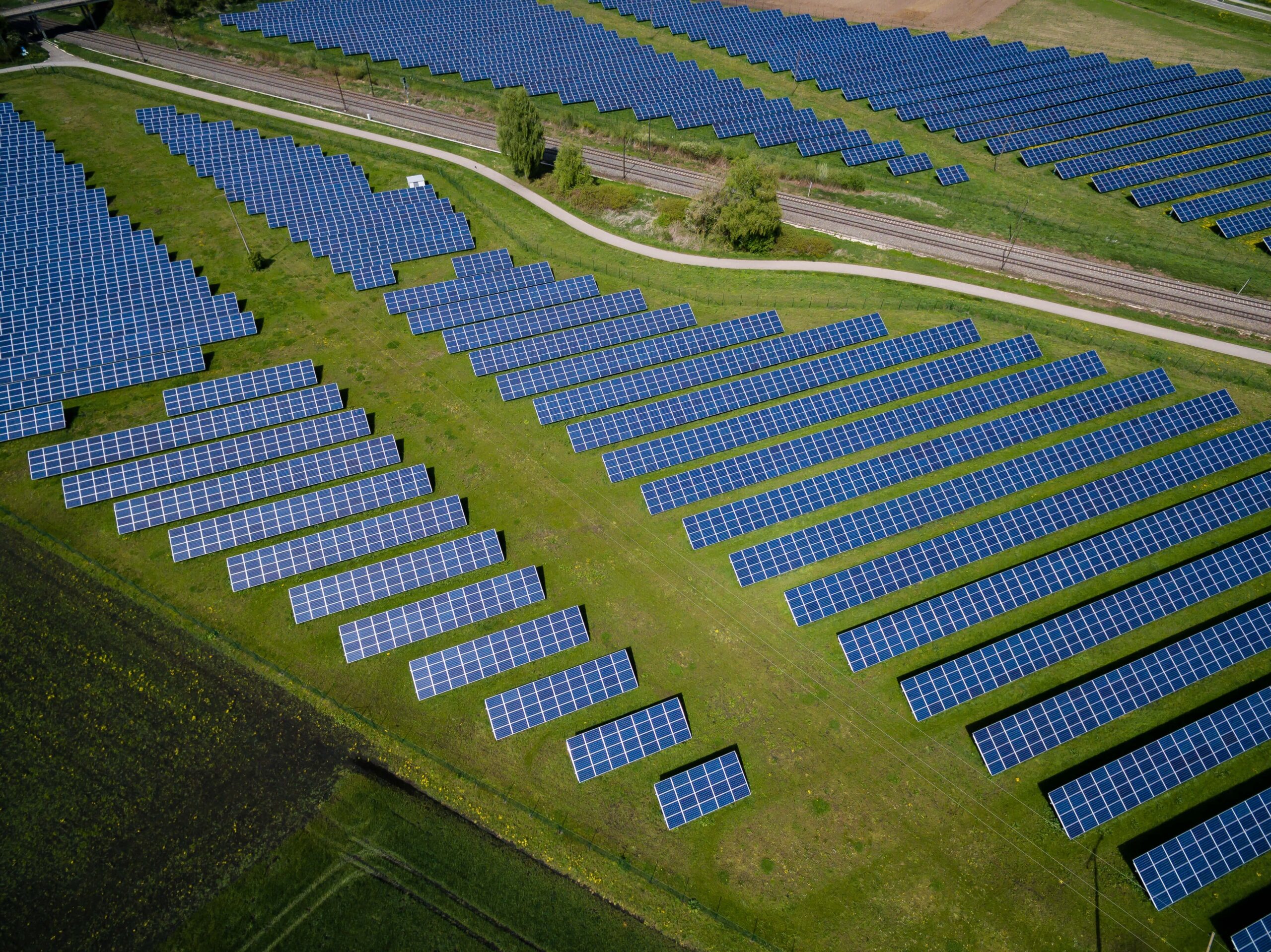 Private and Public Investment In Renewable Energy Is Expanding